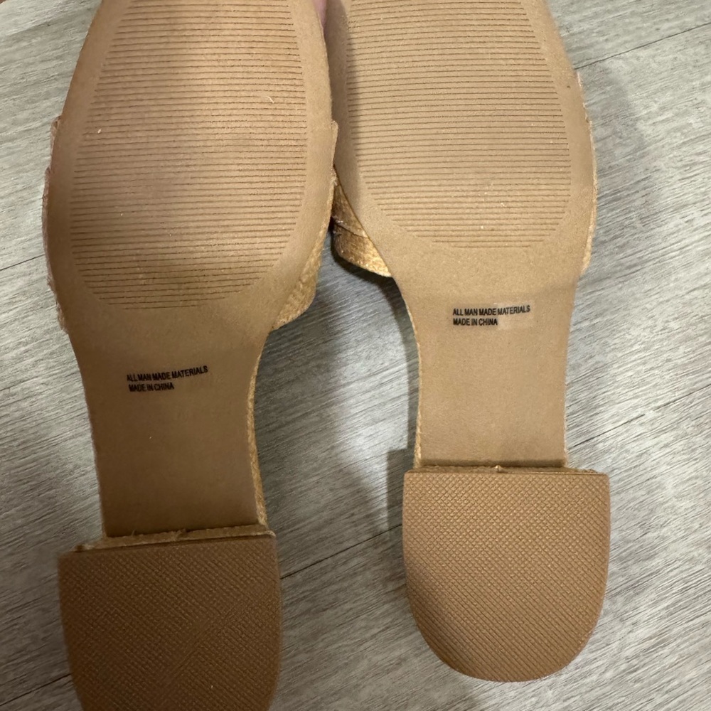 DV shoes - Picture 2 of 3